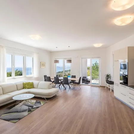 Villa Horizon *