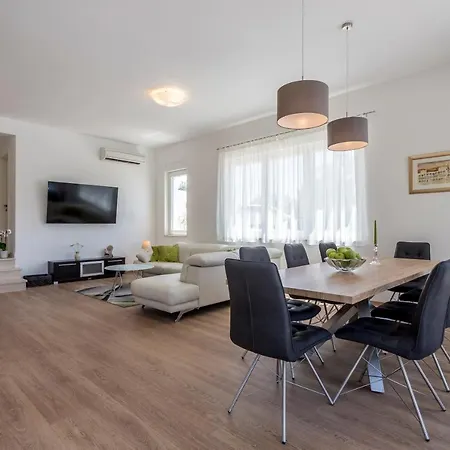 Villa Horizon *